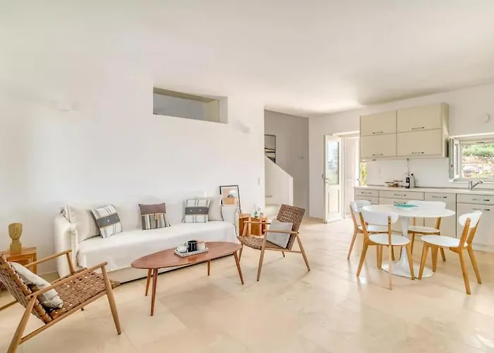 Villamar - Private With Pool In Naoussa Villa *