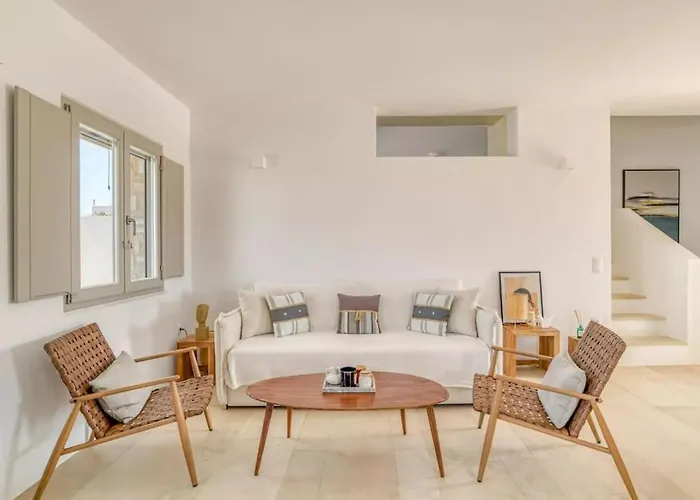 Villamar - Private With Pool In Naoussa *