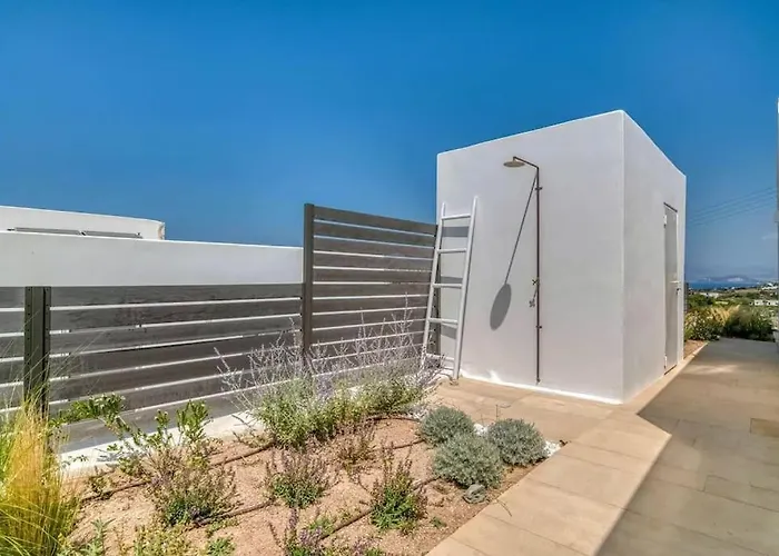 Villamar - Private With Pool In Naoussa *