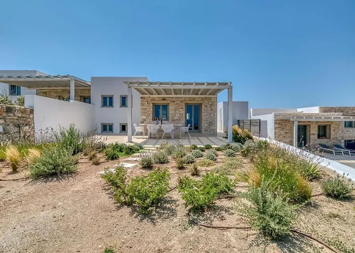 Villamar - Private With Pool In Naoussa * Parikia (Paros)
