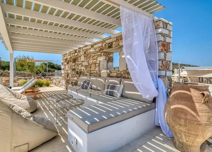 Villamar - Private With Pool In Naoussa Villa *