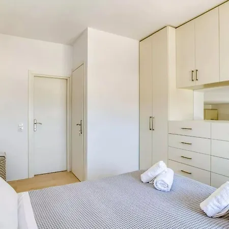 Βίλα Villamar - Private With Pool In Naoussa