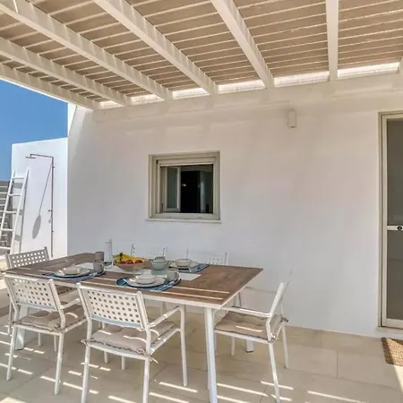 Villamar - Private With Pool In Naoussa Βίλα