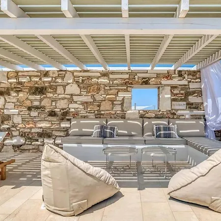 Villamar - Private With Pool In Naoussa Villa *