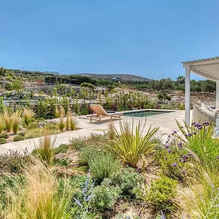 Βίλα Villamar - Private With Pool In Naoussa