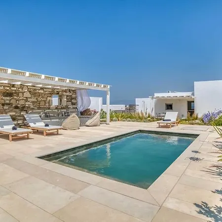 Villamar - Private With Pool In Naoussa Villa *