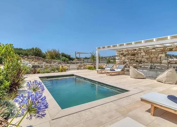 Villamar - Private With Pool In Naoussa Villa