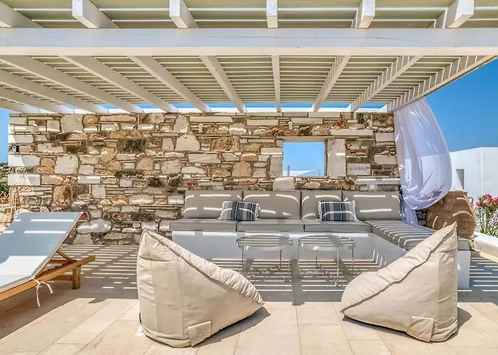 Villamar - Private With Pool In Naoussa Villa *